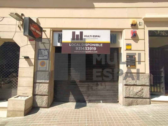 Local comercial en calle Calvet